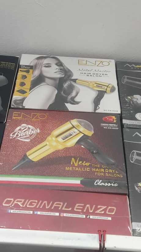 سشوار حرفهای آرایشگاهی انزو (ENZO) مدل EN-8228 با موتور متالیک ۱۹۰۰۰ دور در دقیقه